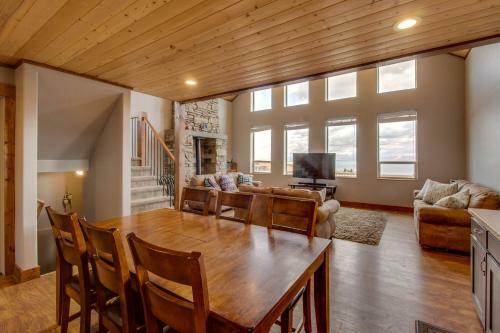Dreamland Lodge