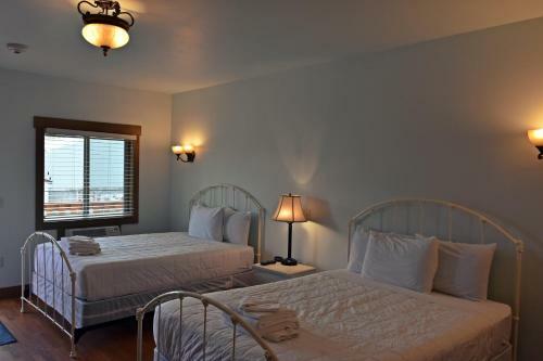 Apartamento Yellowstone Condos & Suites