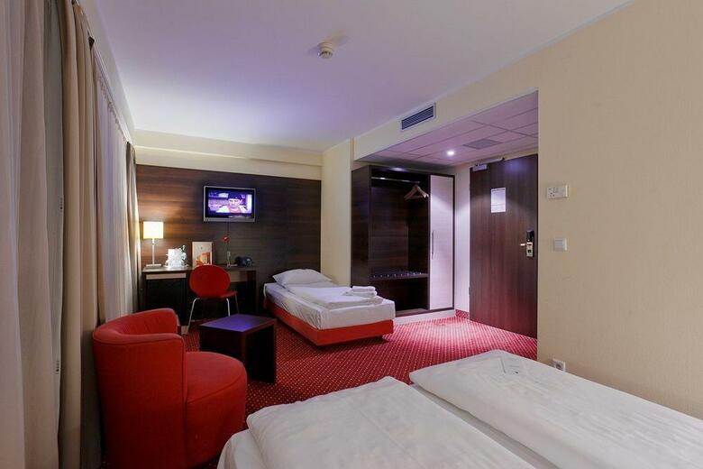 Hotel Azimut Berlin City South