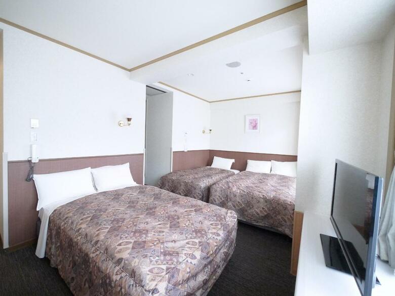 Hotel U Community