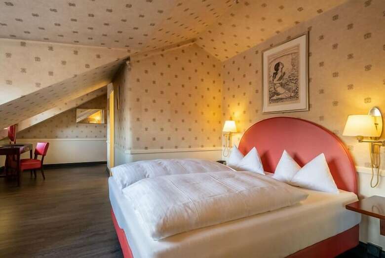 Hotel Belle Epoque