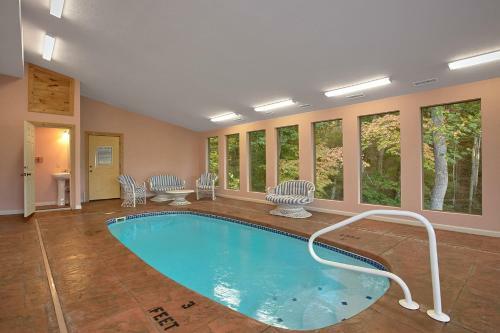 Splash Mansion #500 - Five Bedroom Cabin