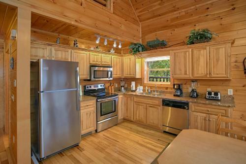 Splash Mansion #500 - Five Bedroom Cabin