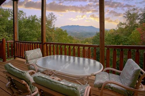Splash Mansion #500 - Five Bedroom Cabin
