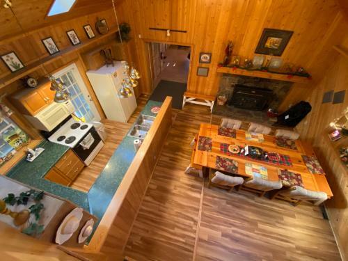 Mountain View Lodge 5 Bedroom Cabin