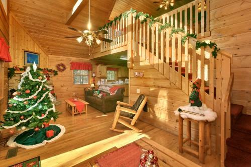 Always Misbehavin #1412 - One Bedroom Cabin