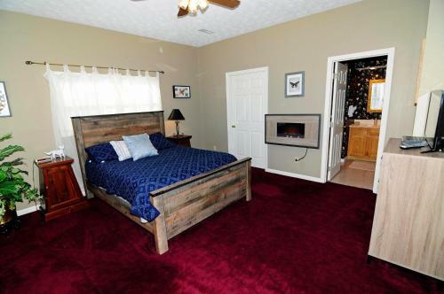 1820 Hiker's Lodge
