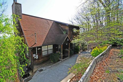1820 Hiker's Lodge