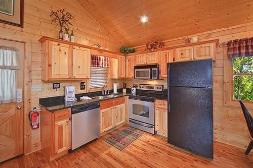 Whispering Creek Holiday Home