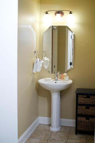Apartamento Bon Air Condo #2011