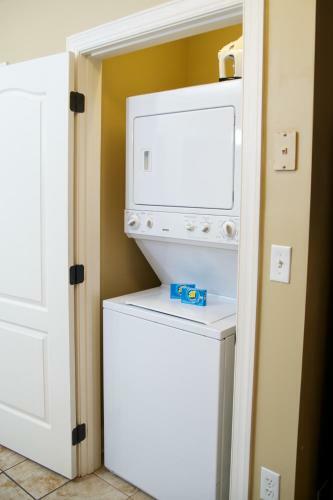 Apartamento Bon Air Condo #2011