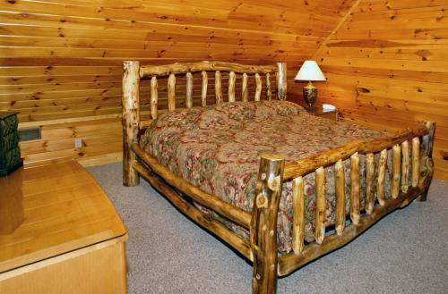 Awesome Views #701 - Six Bedroom Cabin
