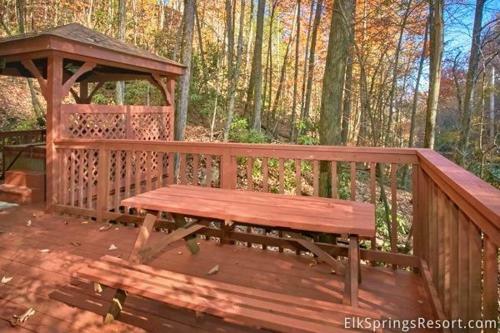 Bear Creek Holiday Home