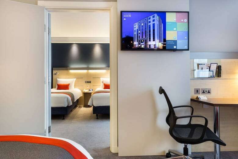 Hotel Holiday Inn Express Watford Junction