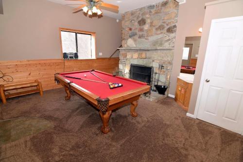 1125 Bear Ridge