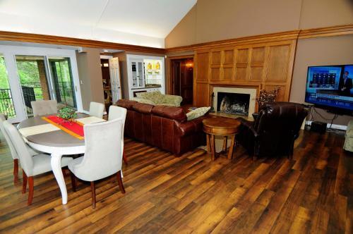 1163 The Breezeway