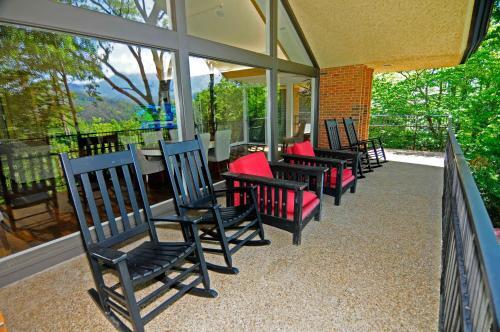 1163 The Breezeway