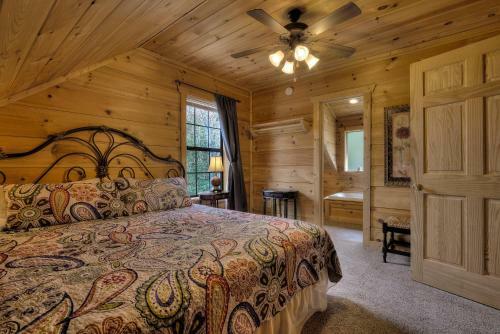 Above It All #446 - Four Bedroom Cabin