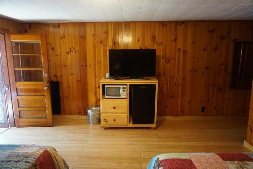 Marshall's Creek Rest Motel