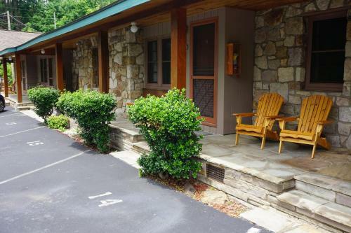 Marshall's Creek Rest Motel
