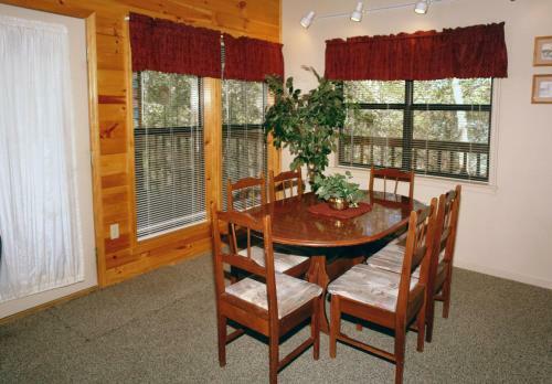 Mountain Hideaway #338 - Two Bedroom Cabin