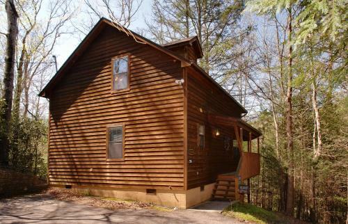Mountain Hideaway #338 - Two Bedroom Cabin