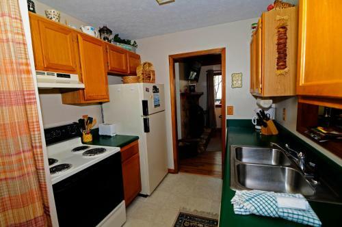 1348 Thunder Mtn Dawg House