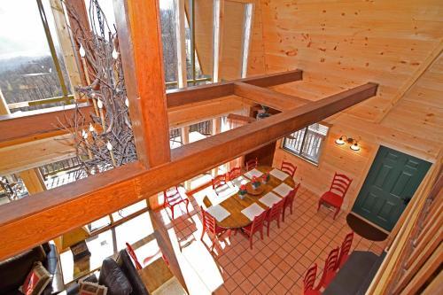 2114 Smoky Mountain High