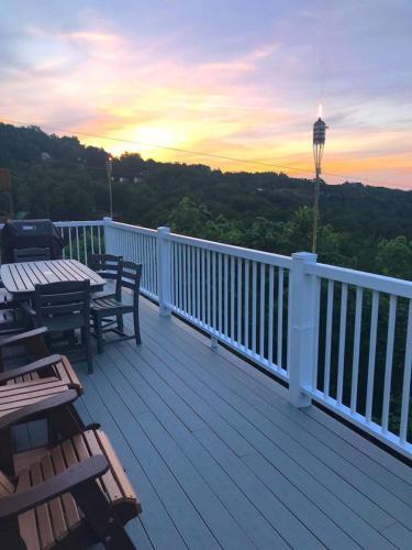 1843 A Majestic View