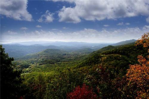 Mountain Glory 2, 1 Bedroom, Hot Tub, Wifi, Pool Table, Pets, Sleeps 2