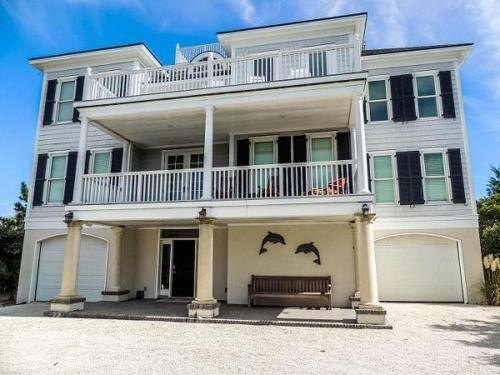 Blue Dolphin Holiday Home #114