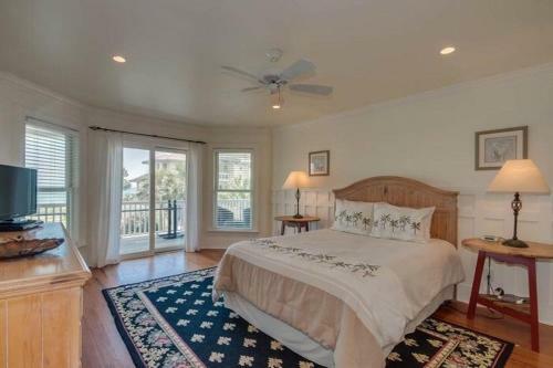 Blue Dolphin Holiday Home #114