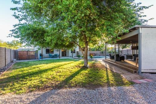 Apartment On East Galveston