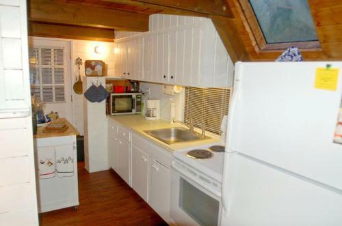 Three Bedroom Cabin - 86sl