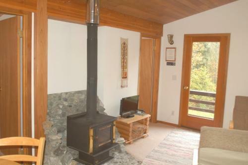 Two Bedroom Apartment - 05mbh