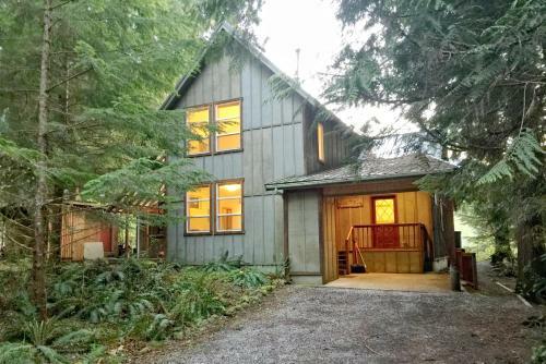 Three Bedroom Cabin - 70mbr