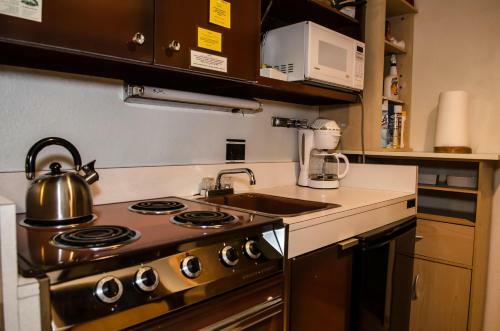 Apartamento One Bedroom Comdominium - 56sll