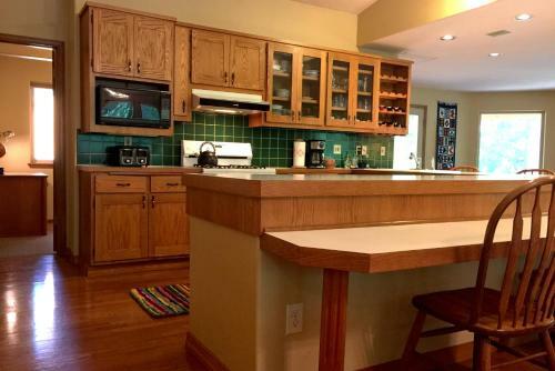 Three Bedroom House - 29sl