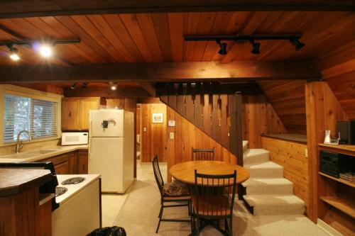 One Bedroom Cabin - 15sl