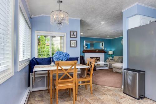 Bright Beach Town Bungalow