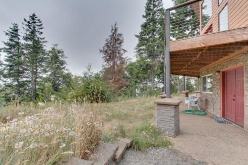 The Grizzly House