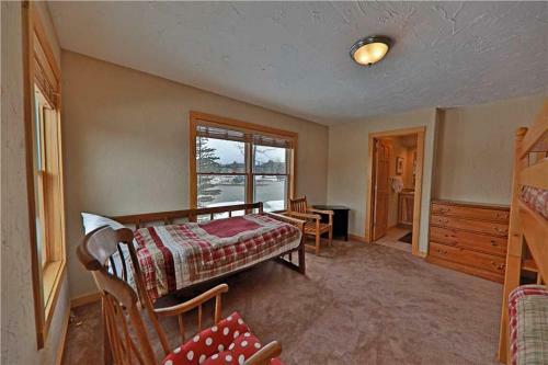 Grand Elk 512 Home