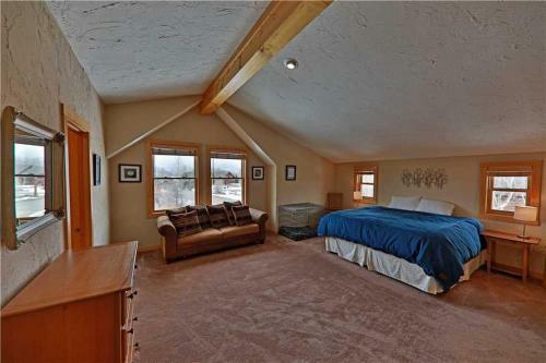 Grand Elk 512 Home