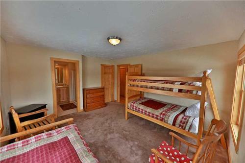 Grand Elk 512 Home