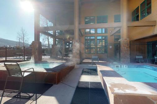 Little Rocky Mountain Retreat