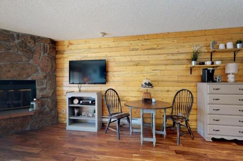 Little Rocky Mountain Retreat