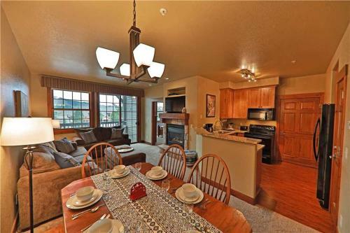 Apartamento Kicking Horse Lodges 5-202 Condo