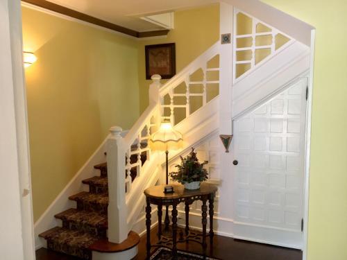 The Parsonage Inn B&B