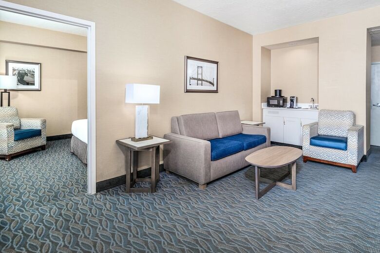Hotel Crown Plaza Los Angeles Harbor