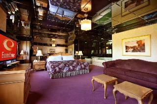 Hotel Econo Lodge Montreal Brossard